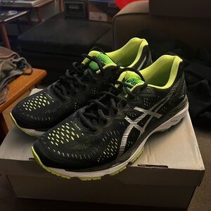 ASICS Gel Keyano 23 Black/Silver Sz 8 Mens running shoe DS never worn VTG.